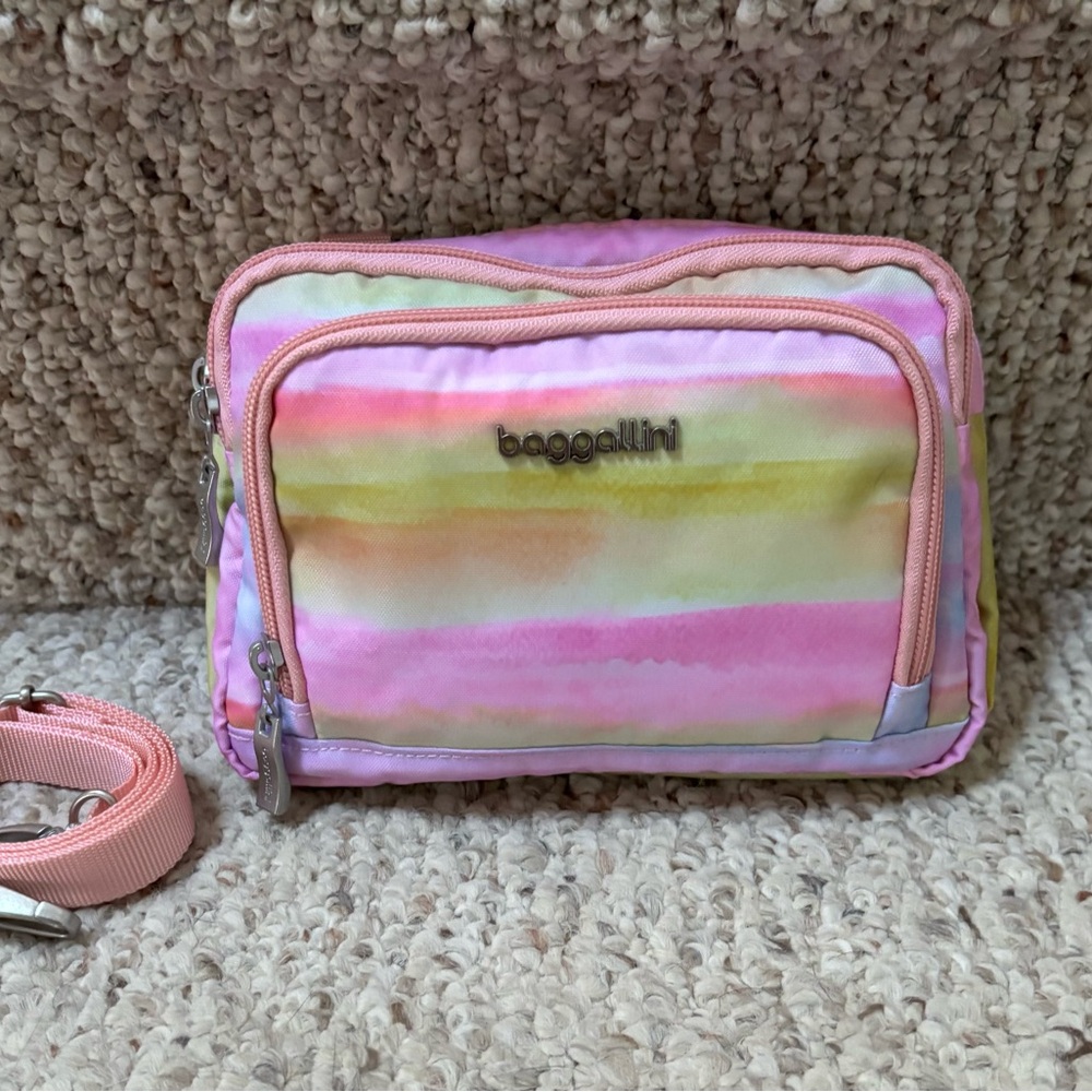 Baggallini Pastel Crossbody Bag